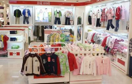 保靖店面装修风格确定。