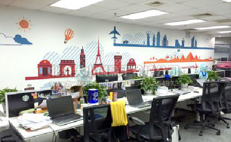 保靖教你设计办公室墙绘的方法。